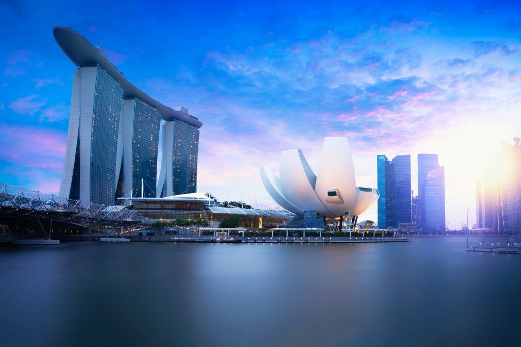 Marina bay Singapore at dusk Singapore city skyline