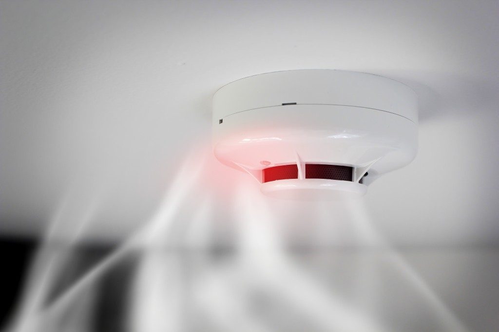 White smoke detector