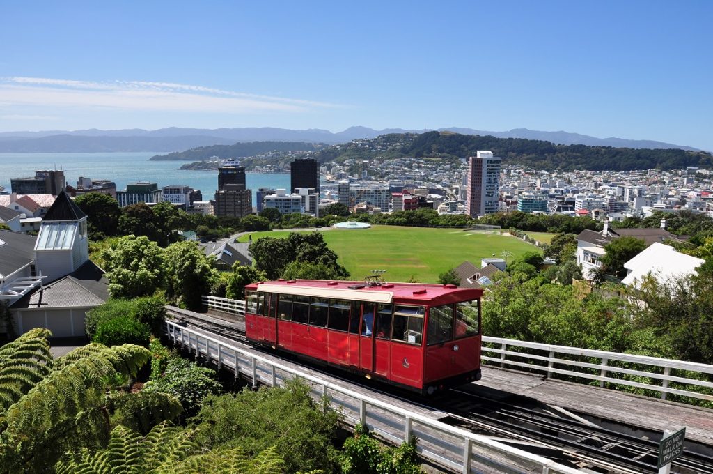 train in new zealand