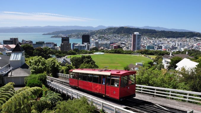 train in new zealand