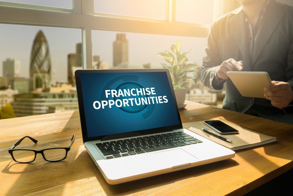 franchsie opportunitues text on a laptop screen