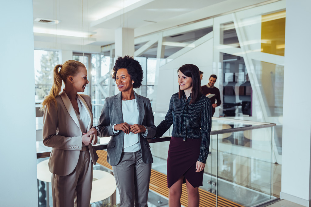 businesswomen in suits