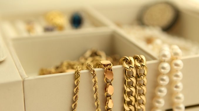 accessory box with jewelry
