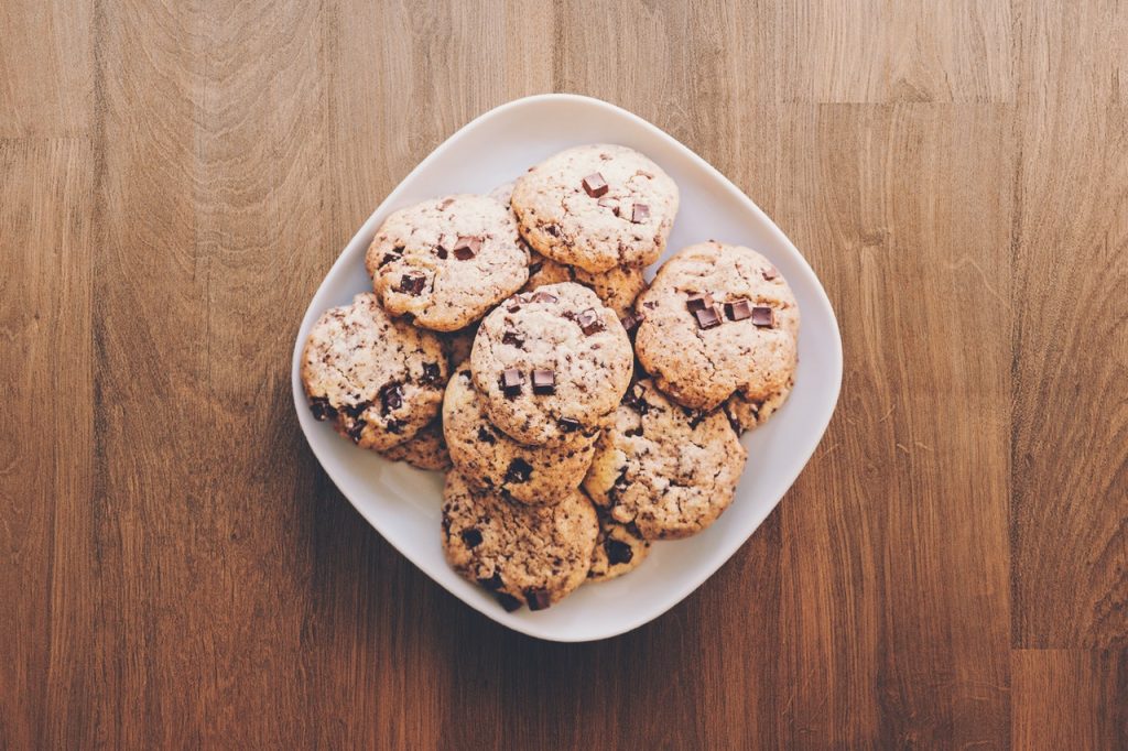 chocolate chip cookies