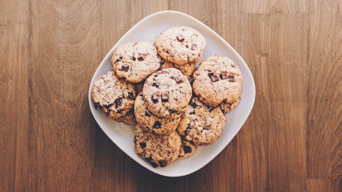 chocolate chip cookies