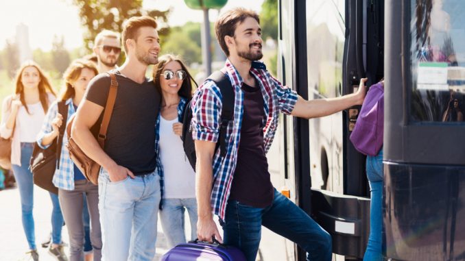 friends traveling together