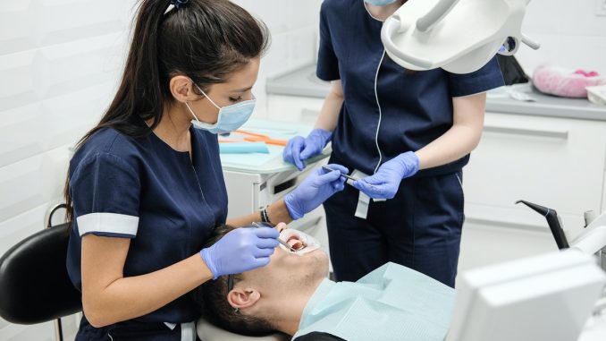 dentist on operation